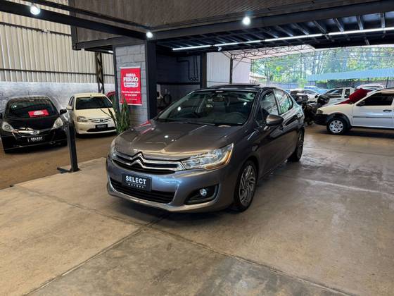 CITROËN C4 LOUNGE 1.6 EXCLUSIVE 16V TURBO FLEX 4P AUTOMÁTICO CITROËN C4 LOUNGE 1.6 EXCLUSIVE 16V TURBO FLEX 4P AUTOMÁTICO